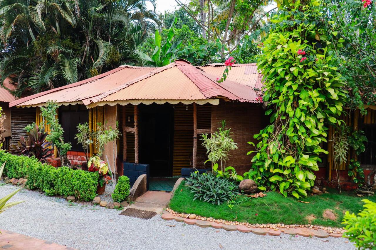 Kerala Bamboo house Hotel Varkala Bagian luar foto