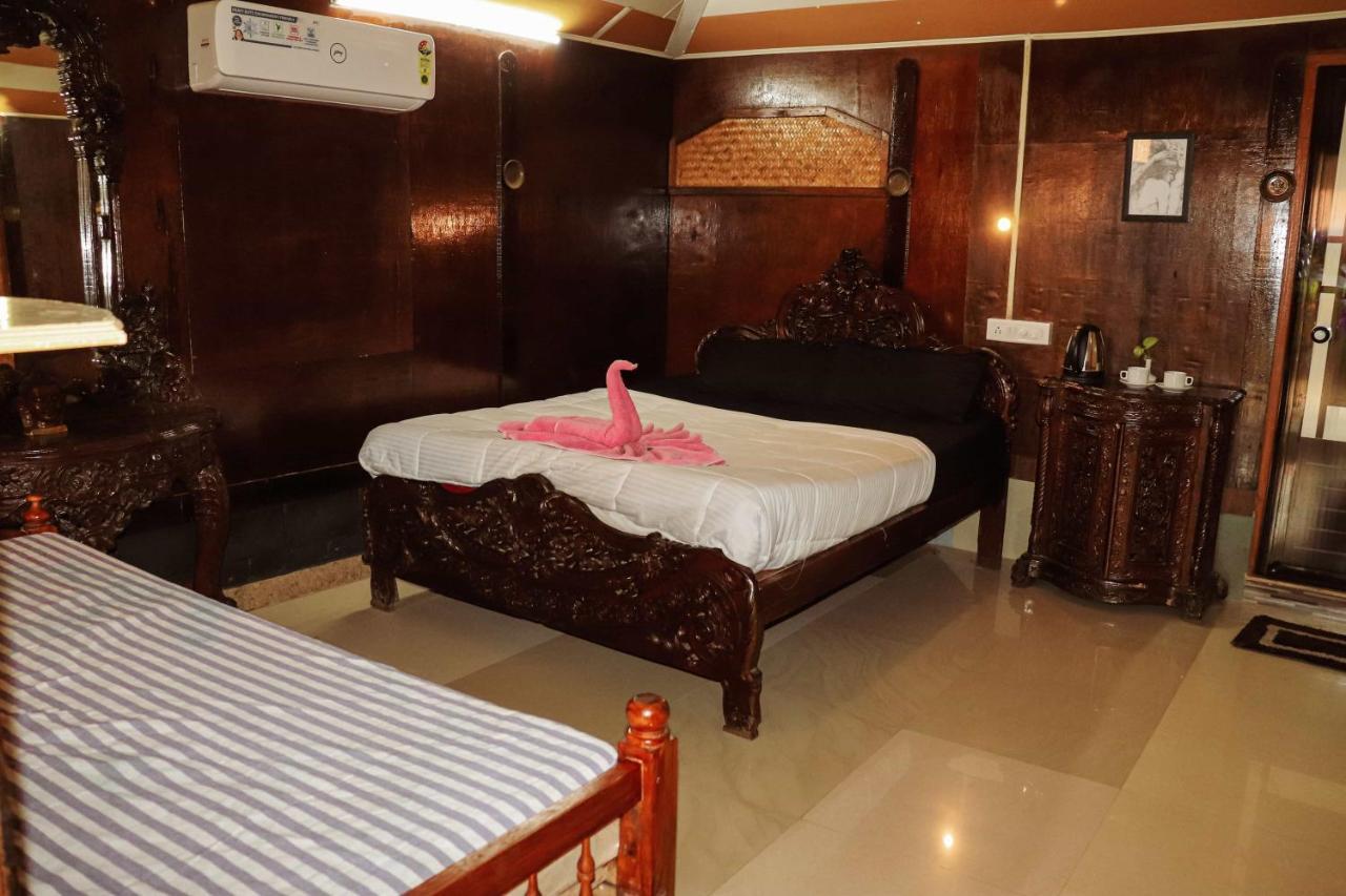 Kerala Bamboo house Hotel Varkala Bagian luar foto