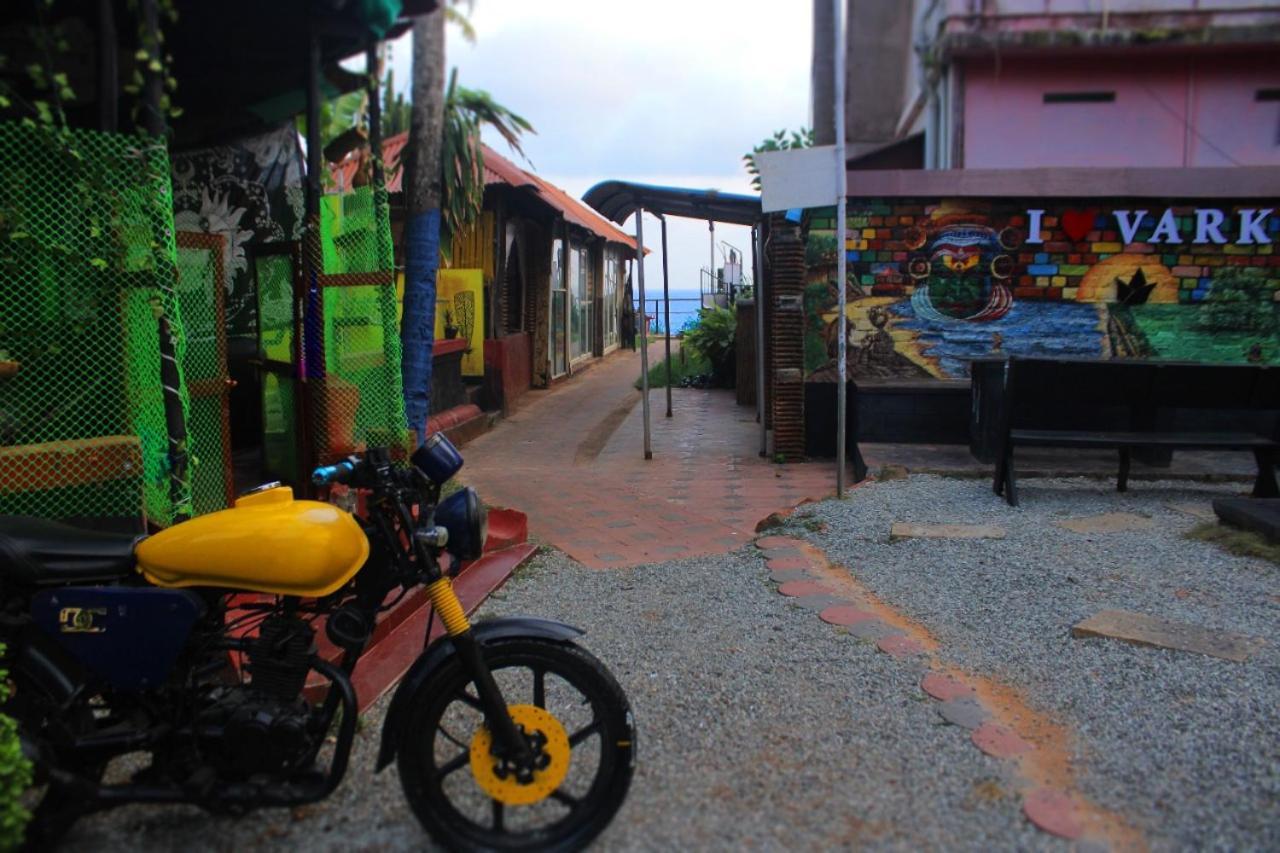 Kerala Bamboo house Hotel Varkala Bagian luar foto