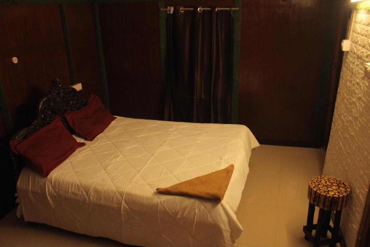 Kerala Bamboo house Hotel Varkala Bagian luar foto