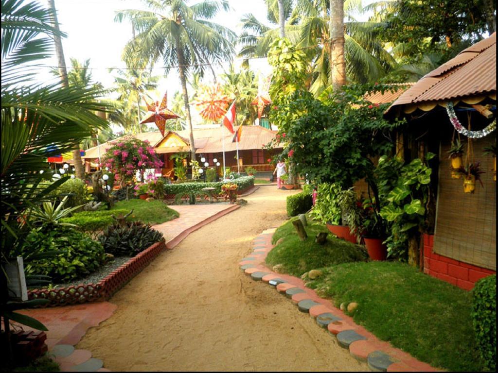 Kerala Bamboo house Hotel Varkala Bagian luar foto