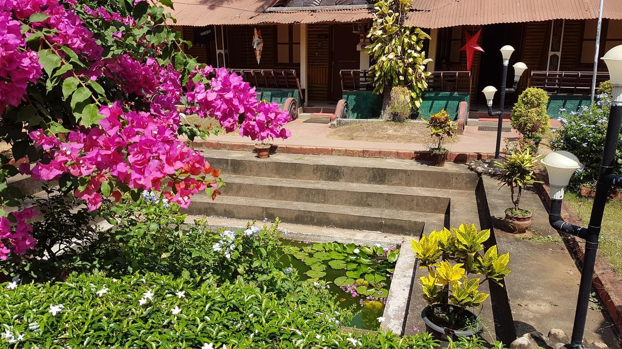 Kerala Bamboo house Hotel Varkala Bagian luar foto